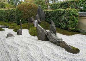 Сад камней на участке